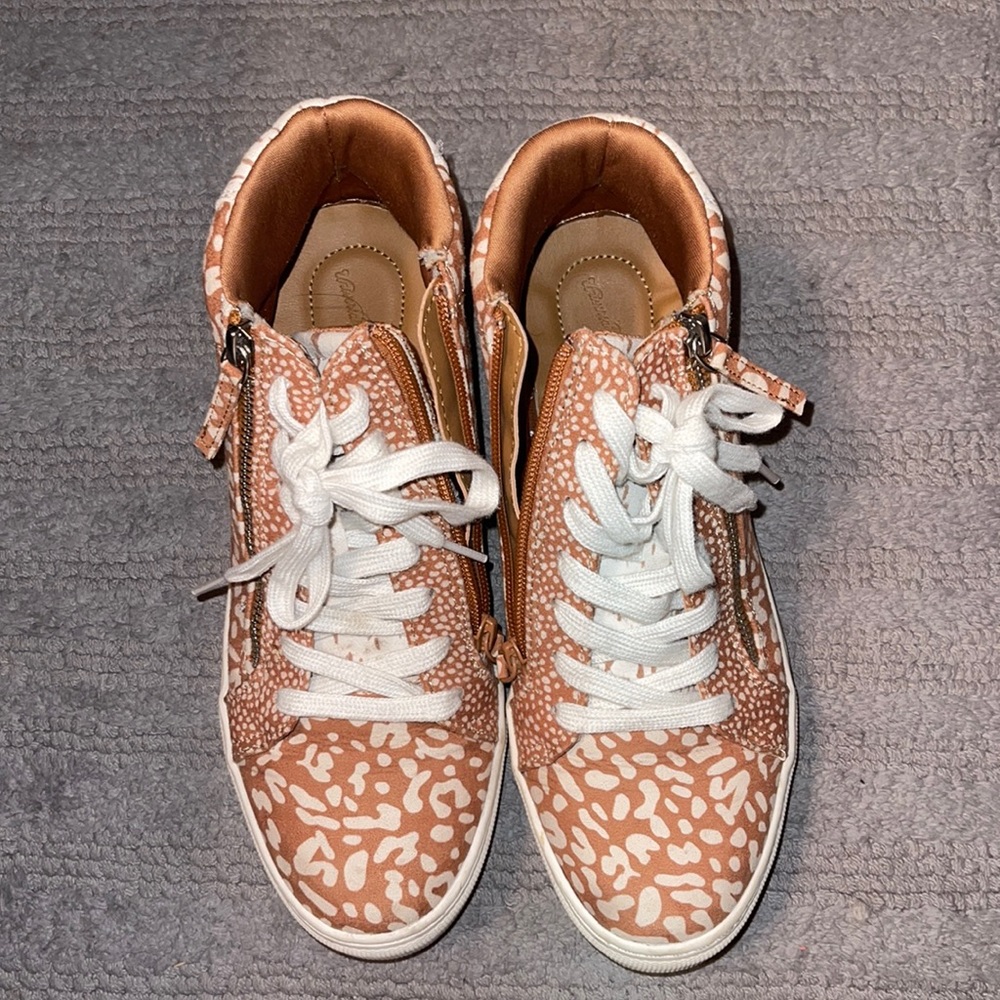 High top sneakers